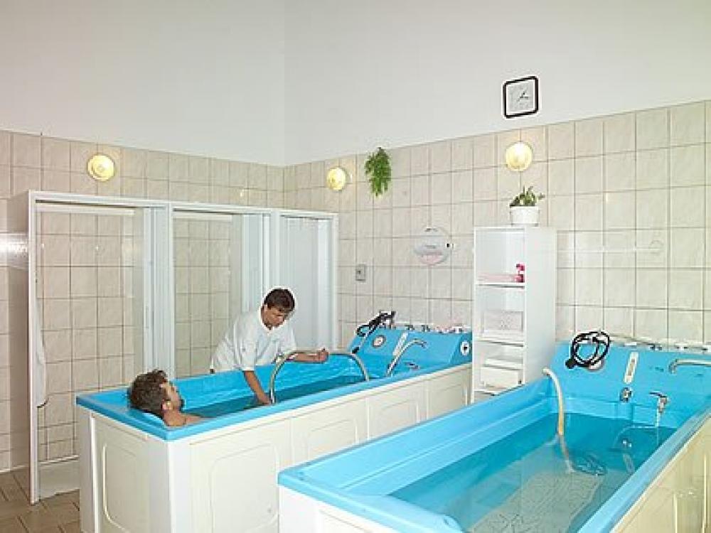 олтинсой санатория. карловы вары чехия санатории. лечебные процедуры. лечебные санатории. минеральные ванны кисловодск санаторий.